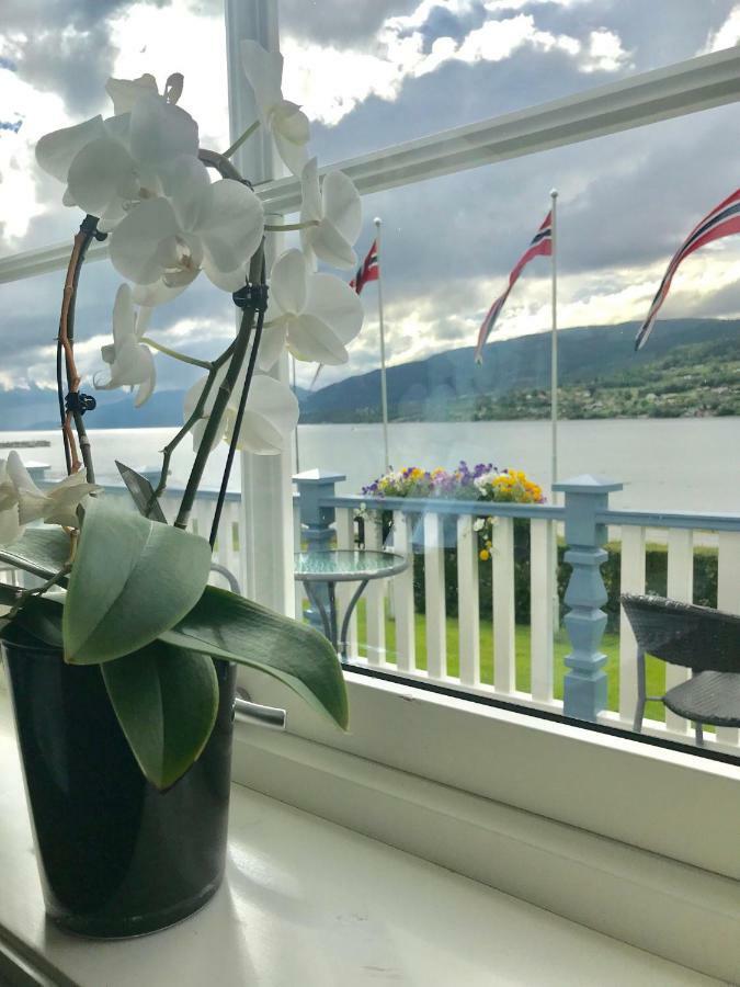 Hotell Fjordhotell Eidsvåg